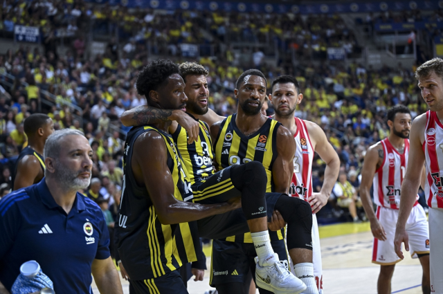 Fenerbahçe Beko defeated Olympiakos 82-71 in the first week of the EuroLeague