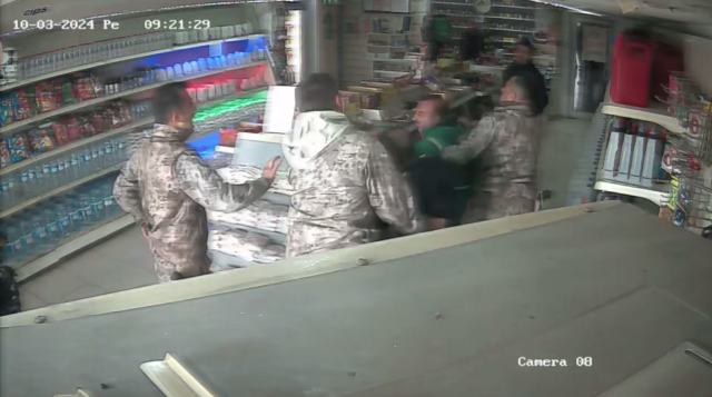 The special operations police caused terror to the gas station employee with whom he had a dispute