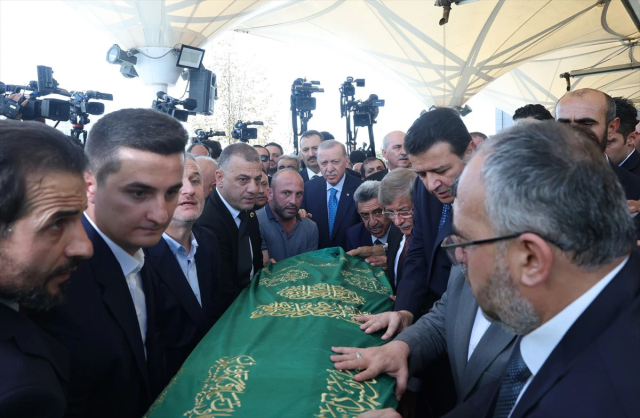 President Erdoğan, Abdullah Gül, and Ahmet Davutoğlu came together after years