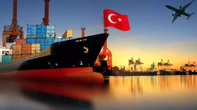 Turkey's foreign trade balance recorded a current surplus of 4.3 billion dollars in August.