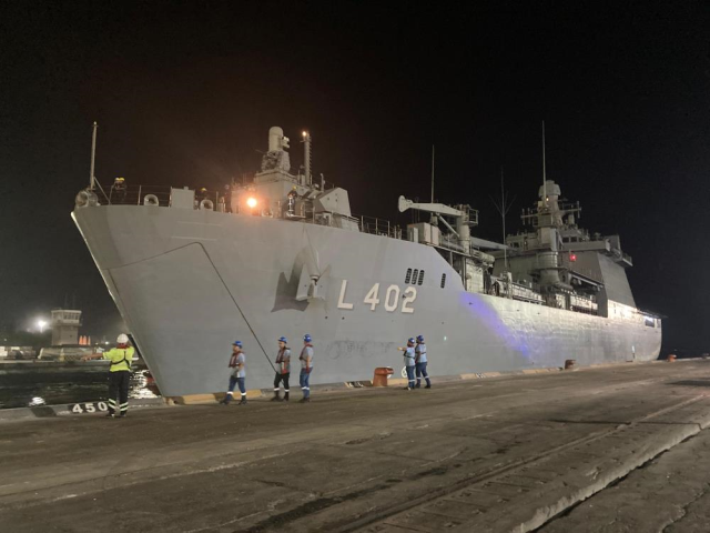 The first ship carrying 558 Turkish citizens evacuated from Lebanon has arrived in Mersin