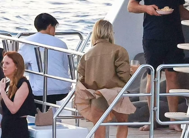 Famous Radio Host Jackie 'O' Henderson was caught by the wind while having fun on a yacht with her friends