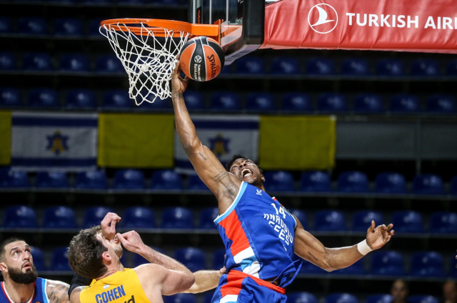 Anadolu Efes lost 93-91 to Maccabi Tel Aviv away