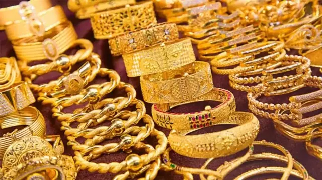 Gold prices have surpassed the critical threshold.