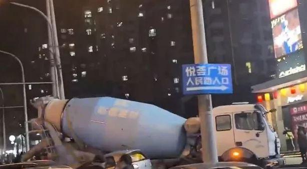 A tanker driver in China shouted, 'I will kill people' and drove his tanker over vehicles