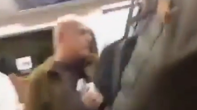 Fight between Arab tourist and Turkish citizen on the metro: This is Turkey, you will speak Turkish