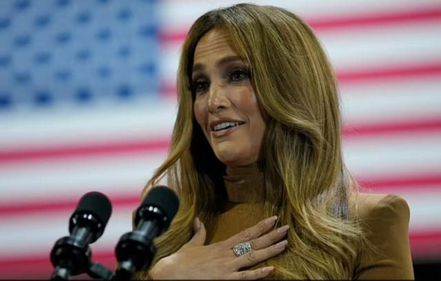 Jennifer Lopez strongly criticized Trump: 'This land belongs to all of us'