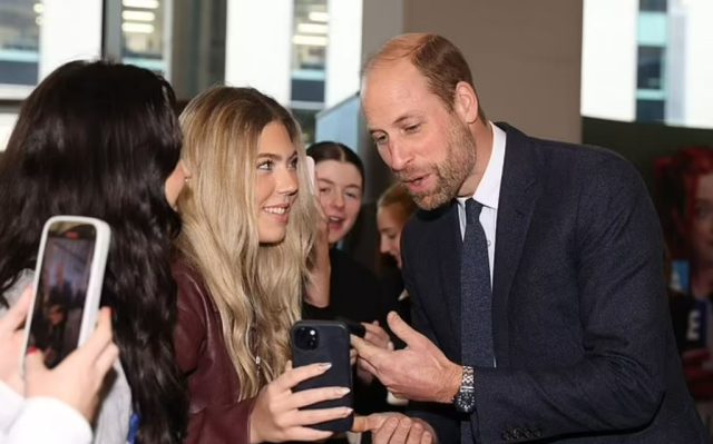 Prince William was protested with slogans of 'Freedom for Palestine'