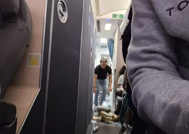 Passengers hit the ceiling in a plane that experienced severe turbulence