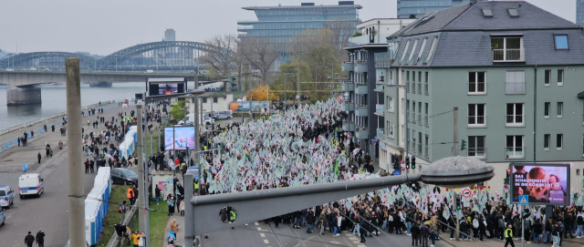 Tens of thousands of PKK supporters held a march in Cologne