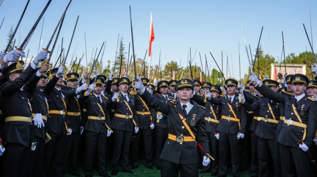 Two lieutenants were referred to discipline with a request for discharge from the TSK