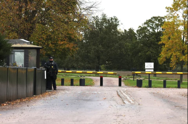 Burglary at Windsor Castle: A thief entered the castle while Prince William and his family were sleeping