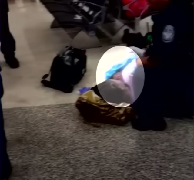 Young mother gave birth while waiting in line for a ticket at the airport