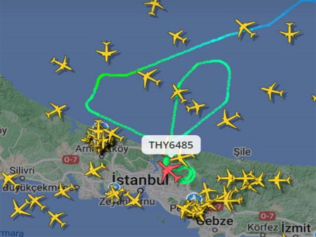 Planes are unable to land in Istanbul hit by the south wind