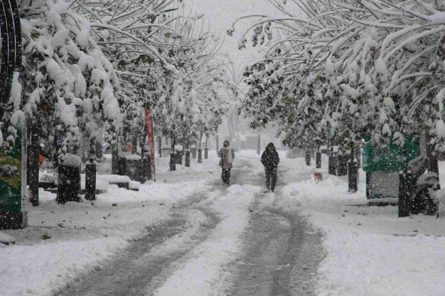 The snow depth in Bolu reached 28 centimeters