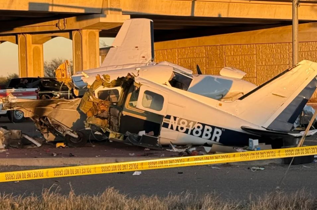 The out-of-control plane fell onto the highway: 4 people were injured