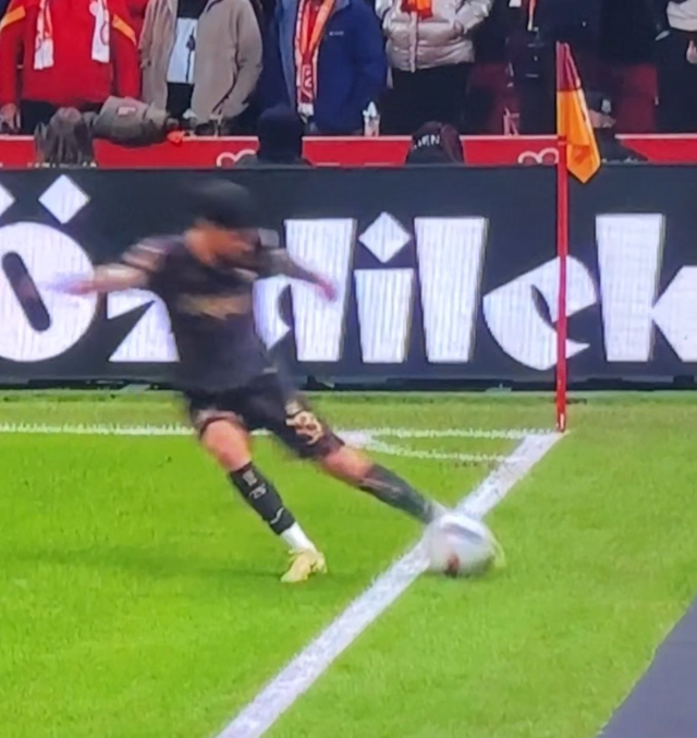 The position that made an impact on the big match: Did it cross the line or not?