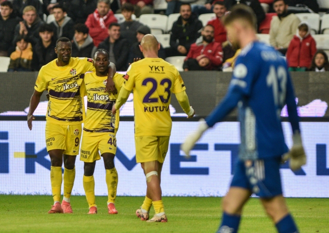 Eyüpspor defeated Antalyaspor 4-1 away