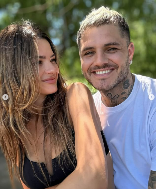 Icardi cuddled with his new girlfriend