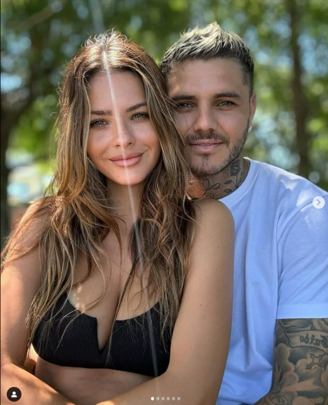 Icardi cuddled with his new girlfriend