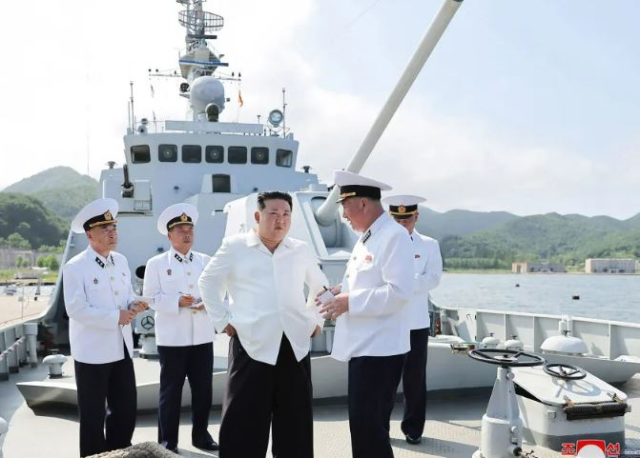 Kim Jong-Un introduced the largest warship with a Russian-style missile system