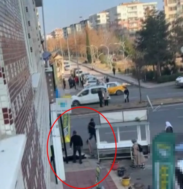 Moments of horror captured second by second on camera! Guns were drawn, the street was chaotic