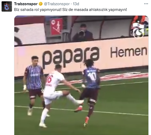 Reaction from Trabzonspor to the referee in the middle of the match