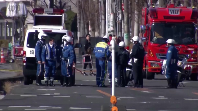 Rescue efforts for the driver who fell into the sinkhole continue on the second day