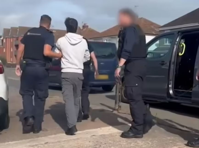 Large illegal worker operation in the UK: Thousands of immigrants caught