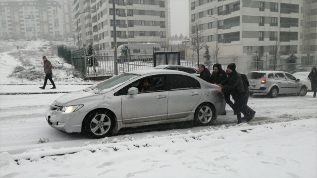 Istanbul snow alert! İmamoğlu, who rushed to AKOM, gave a time and warned