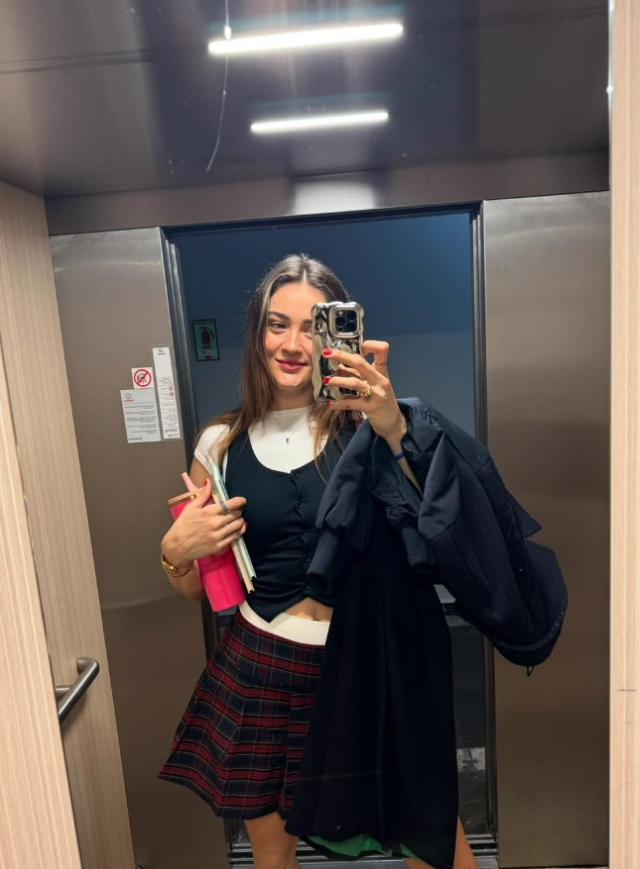 Zehra Güneş's high school style received a flood of comments