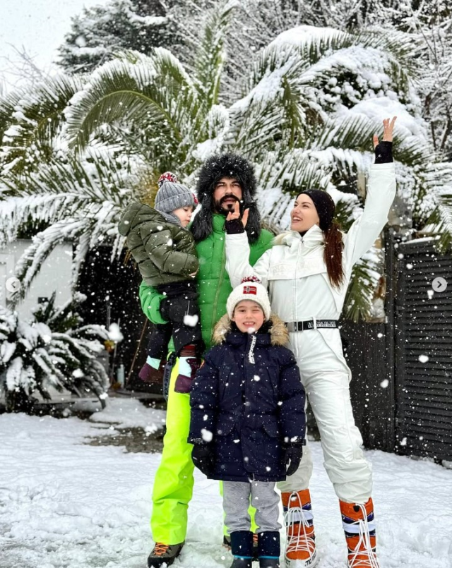 Attention-grabbing snow combination of Fahriye Evcen and Burak Özçivit
