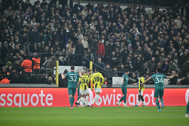 The match was almost canceled: Belgians brutally beat the Fenerbahçe supporter