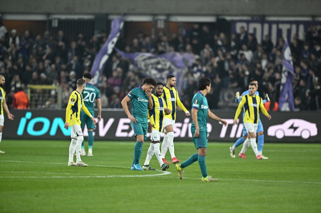 The match was almost canceled: Belgians brutally beat the Fenerbahçe supporter