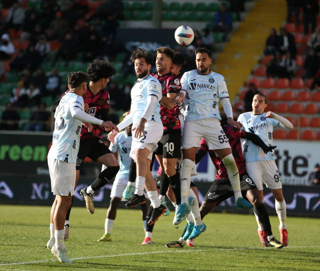 Alanyaspor defeated Adana Demirspor 3-2 by coming back