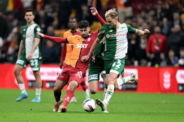 Galatasaray reached the quarter-finals with fair-play points