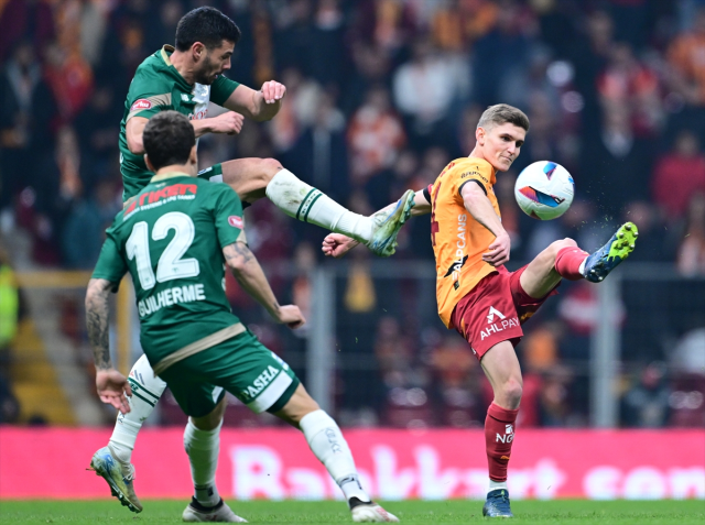 Galatasaray reached the quarter-finals with fair-play points