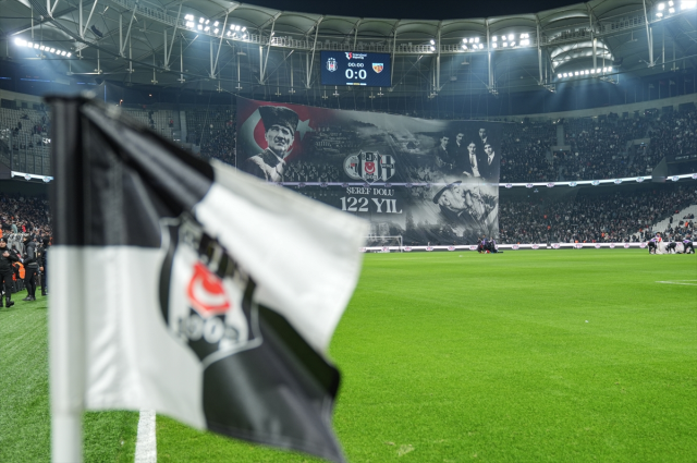 A massive choreography special for the 122nd year from Beşiktaş stands