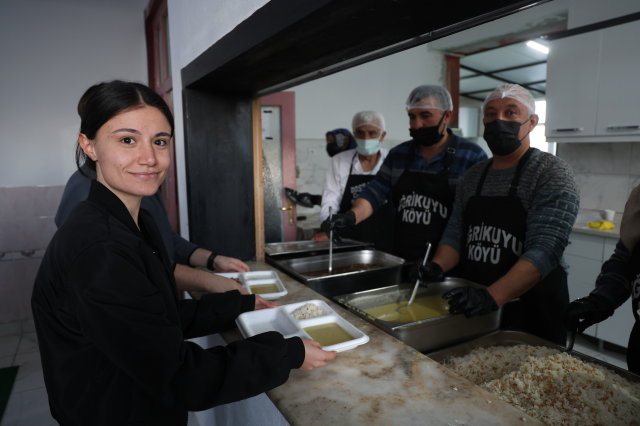 Iftar time in a village in Nevşehir, cooking at home is prohibited