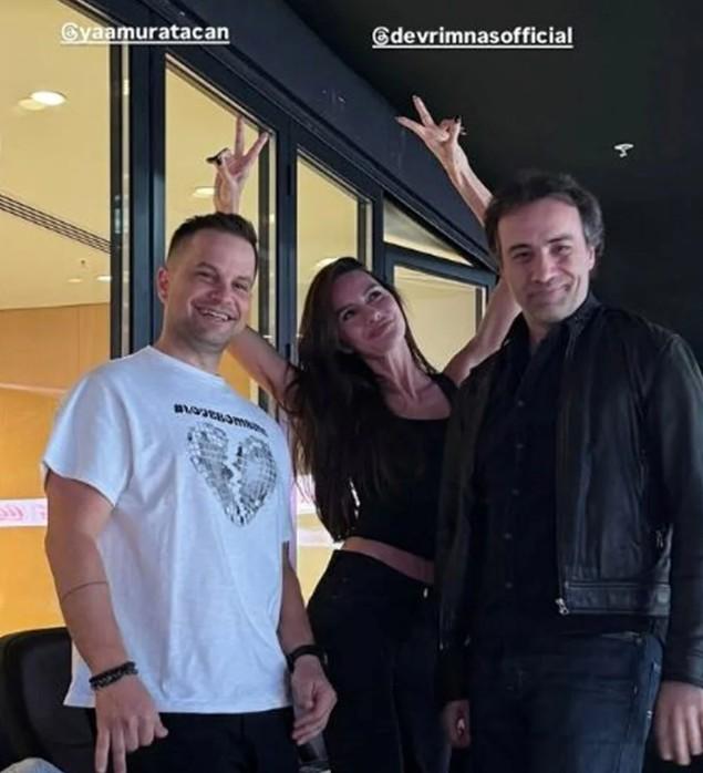 The actors of the series Doctors reunited years later at a basketball match