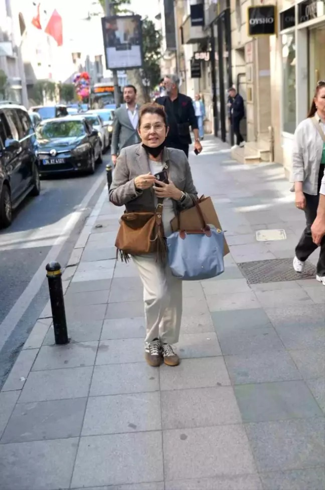 The master artist Nilüfer was caught by cameras in Nişantaşı