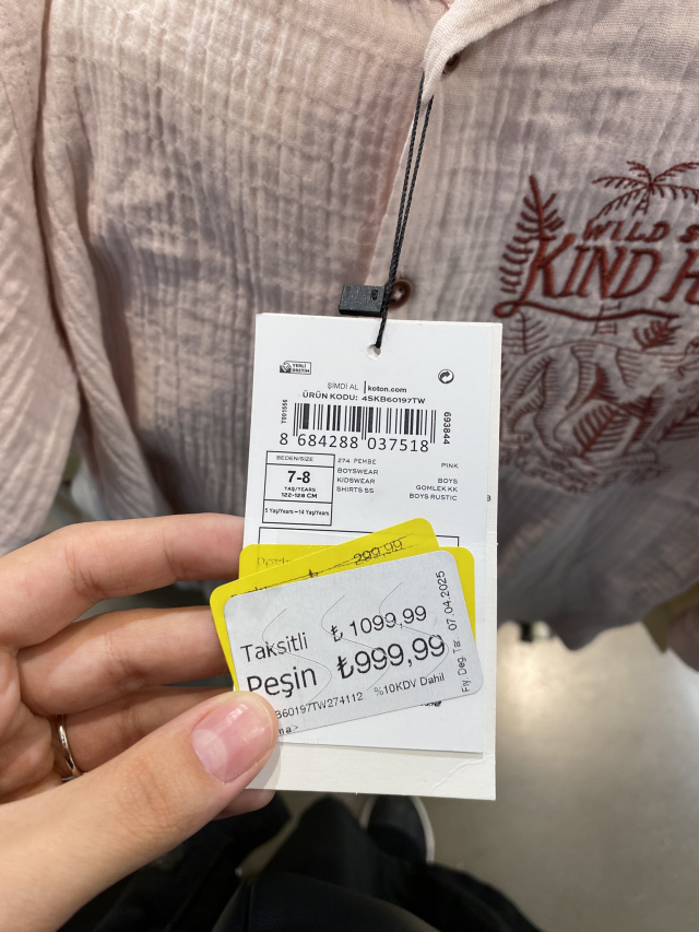 The citizen exposed the price tag game in the store: Outright fraud