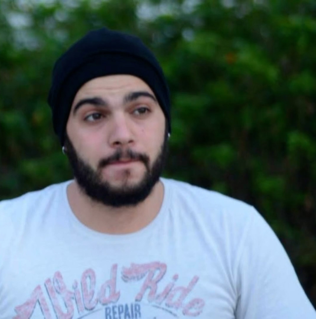 The mysterious death of the young cameraman, his friends found him hanging from the window