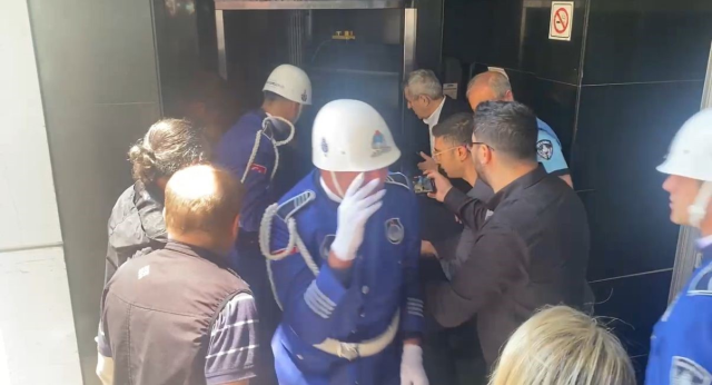 A great misfortune at İlhan Şeşen's farewell ceremony