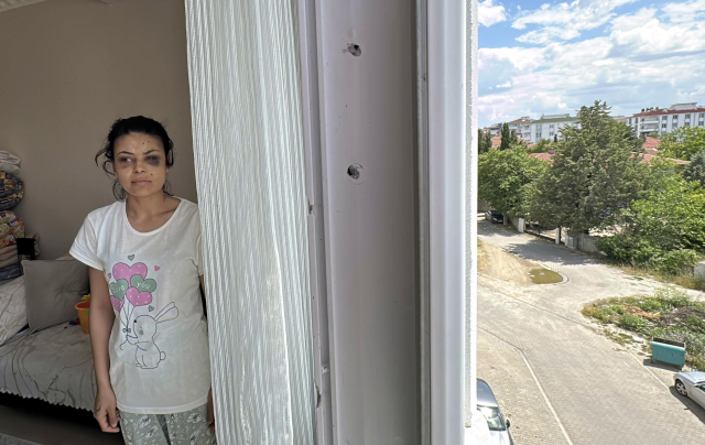 Shot in the eye while watching the wedding from the window: My life is over