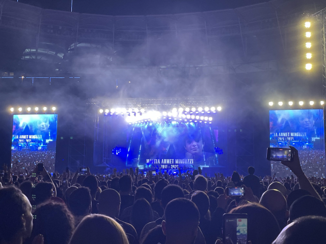 Guns N' Roses remembered Mattia Ahmet Minguzzi on stage