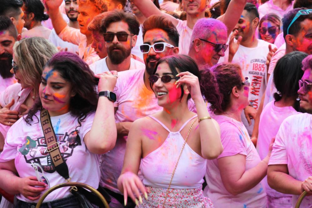 Hundreds of Iranian tourists flocked to the festival in Van