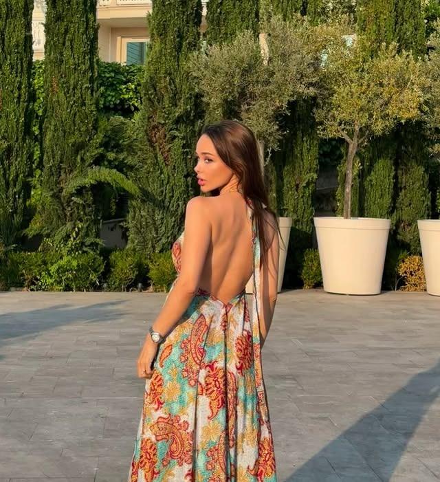 Pelin Sönmez, the Dilek of Akasya Durağı, drew attention with her transformation