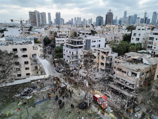 Day 7 of the war! Israel struck the Arak nuclear facility, retaliation came from Iran