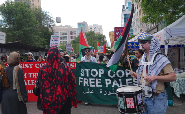 The American people do not want to go to war with Iran! Protests began in New York